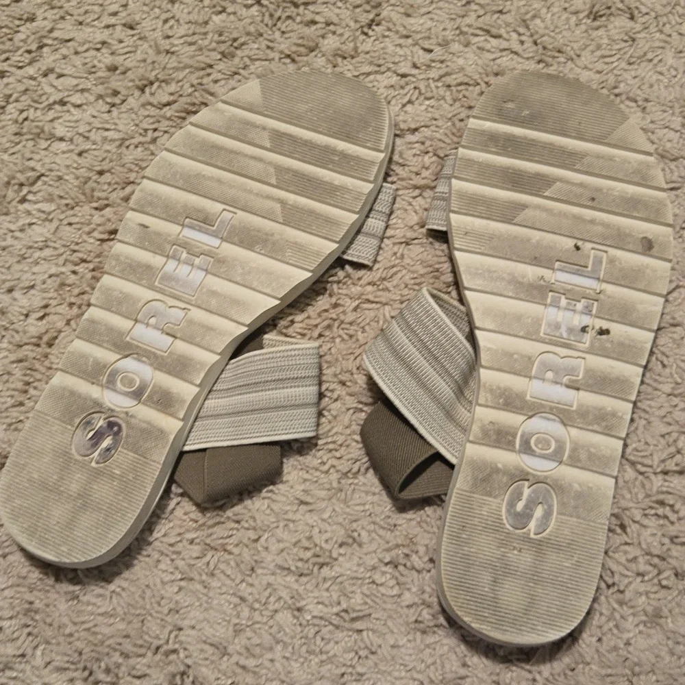 Sorel gently used